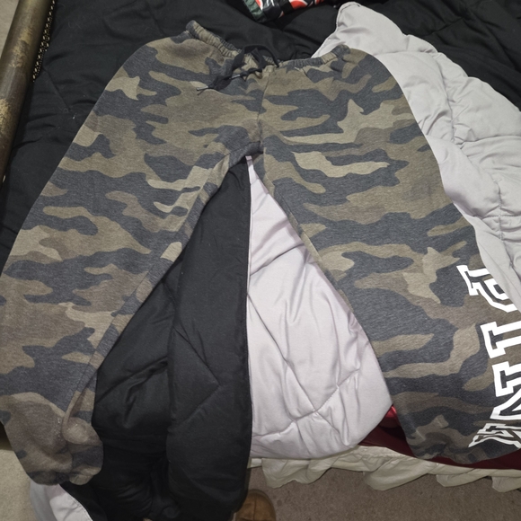 Joggers Victoria's Secret Pink - Motif Camouflage Coloré - Taille S - Neuf Sans étiquettes
